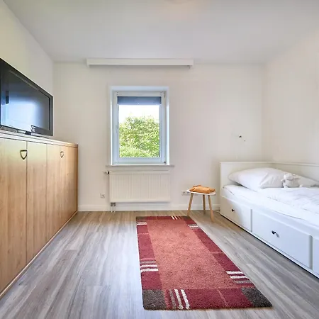 Holiday home Utspannen